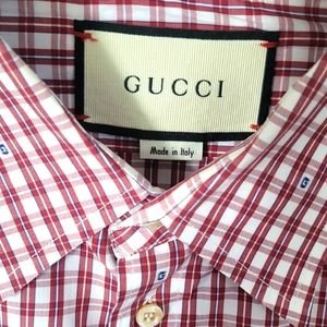 Gucci size 41 16th red squares